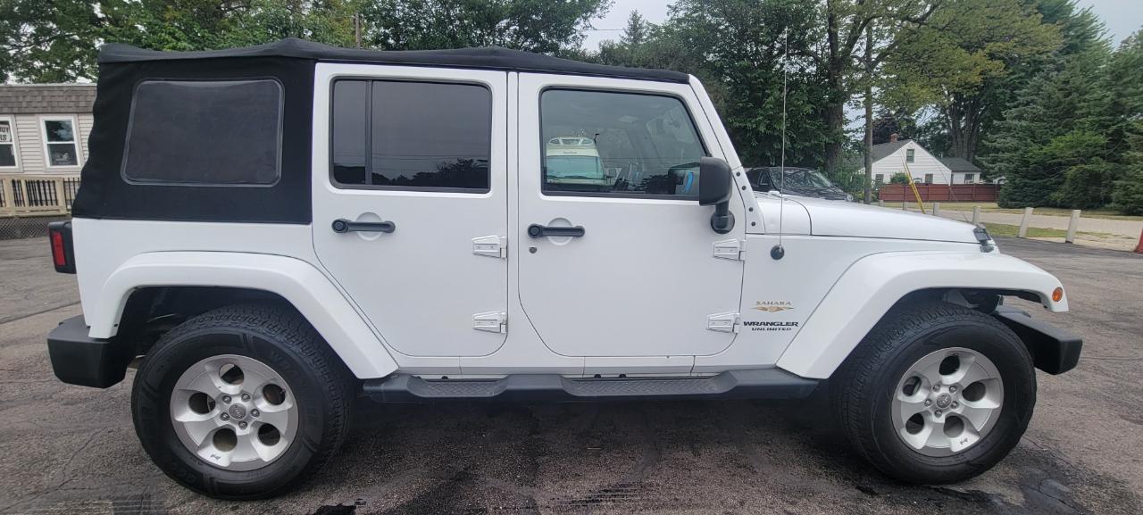 Jeep Wrangler Unlimited Sahara 2014