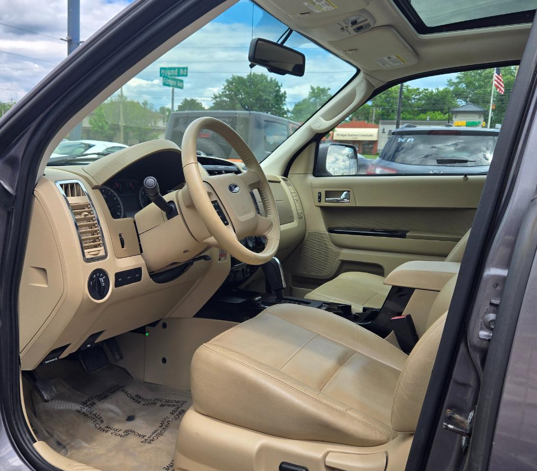 Ford Escape  2011