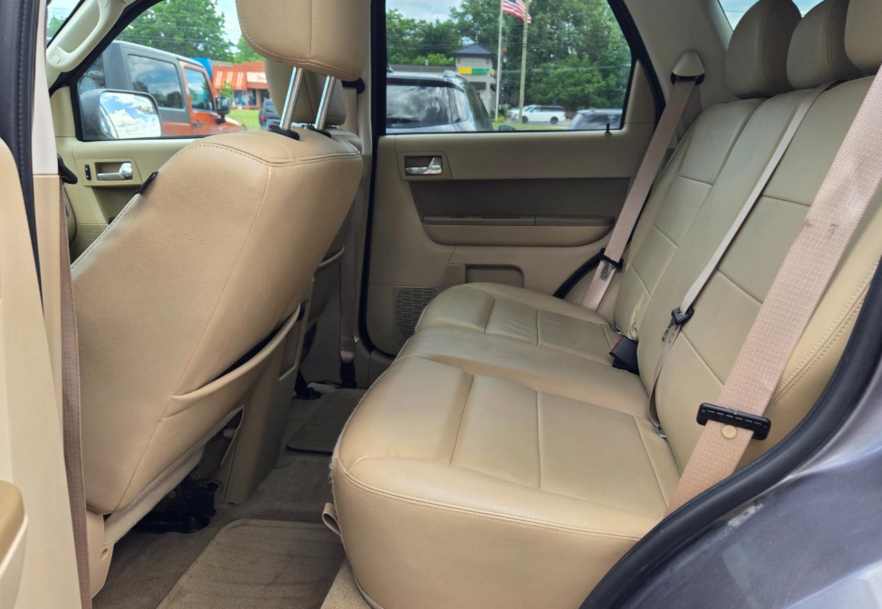 Ford Escape  2011