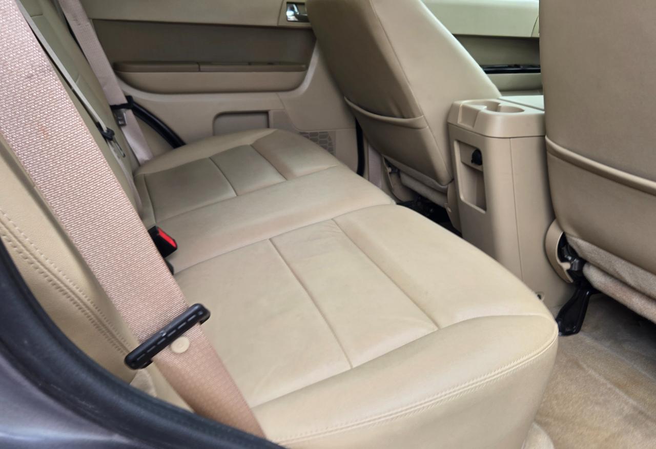 Ford Escape  2011