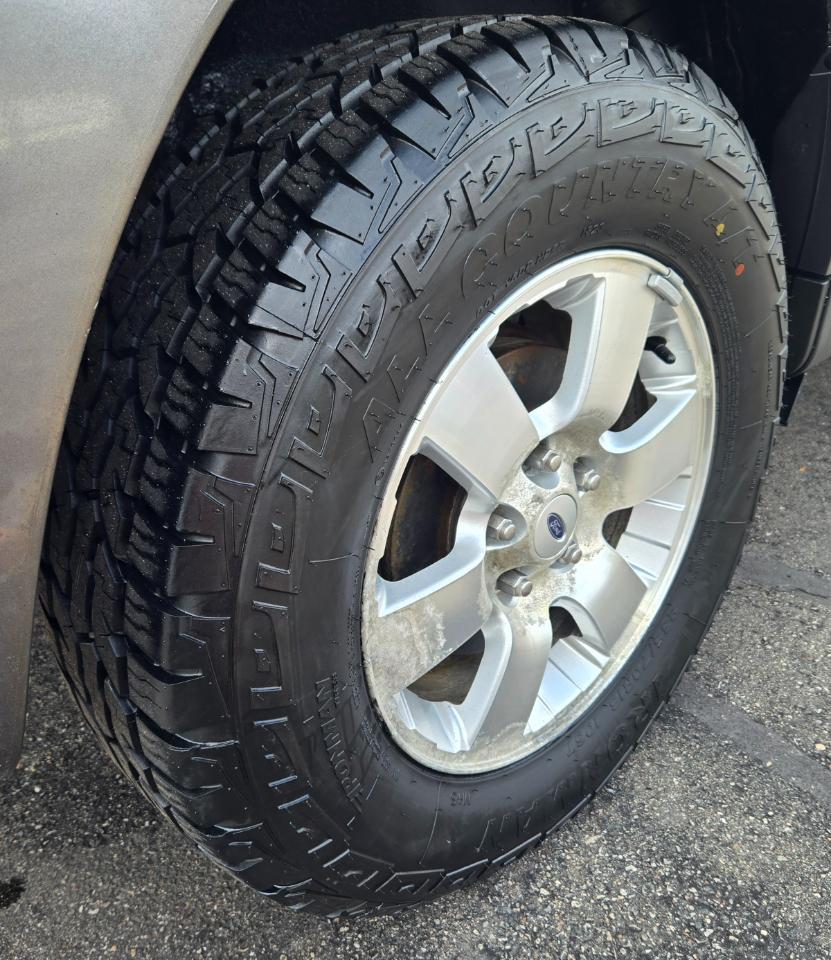 Ford Escape  2011