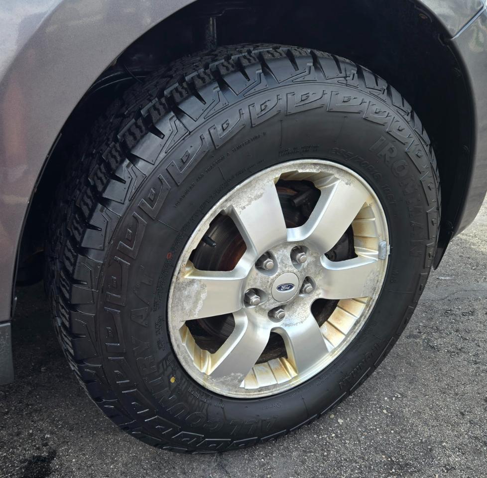 Ford Escape  2011