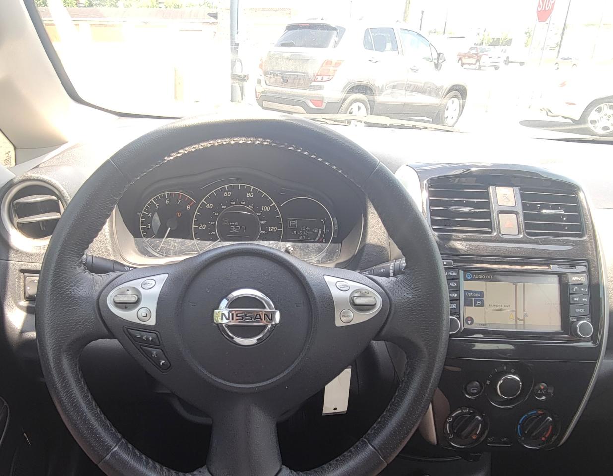 Nissan Versa Note SR 2016