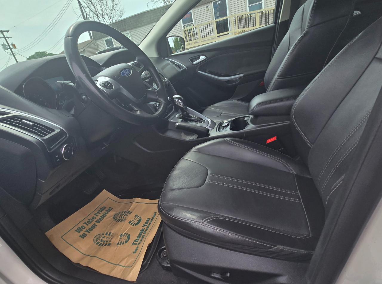 Ford Focus Titanium Hatch 2014