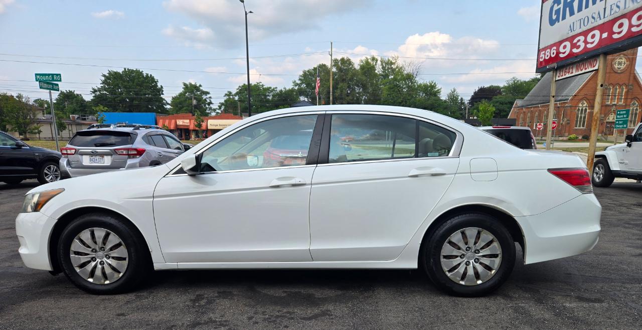Honda Accord LX sedan AT 2010