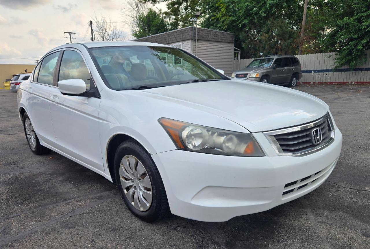 Honda Accord LX sedan AT 2010