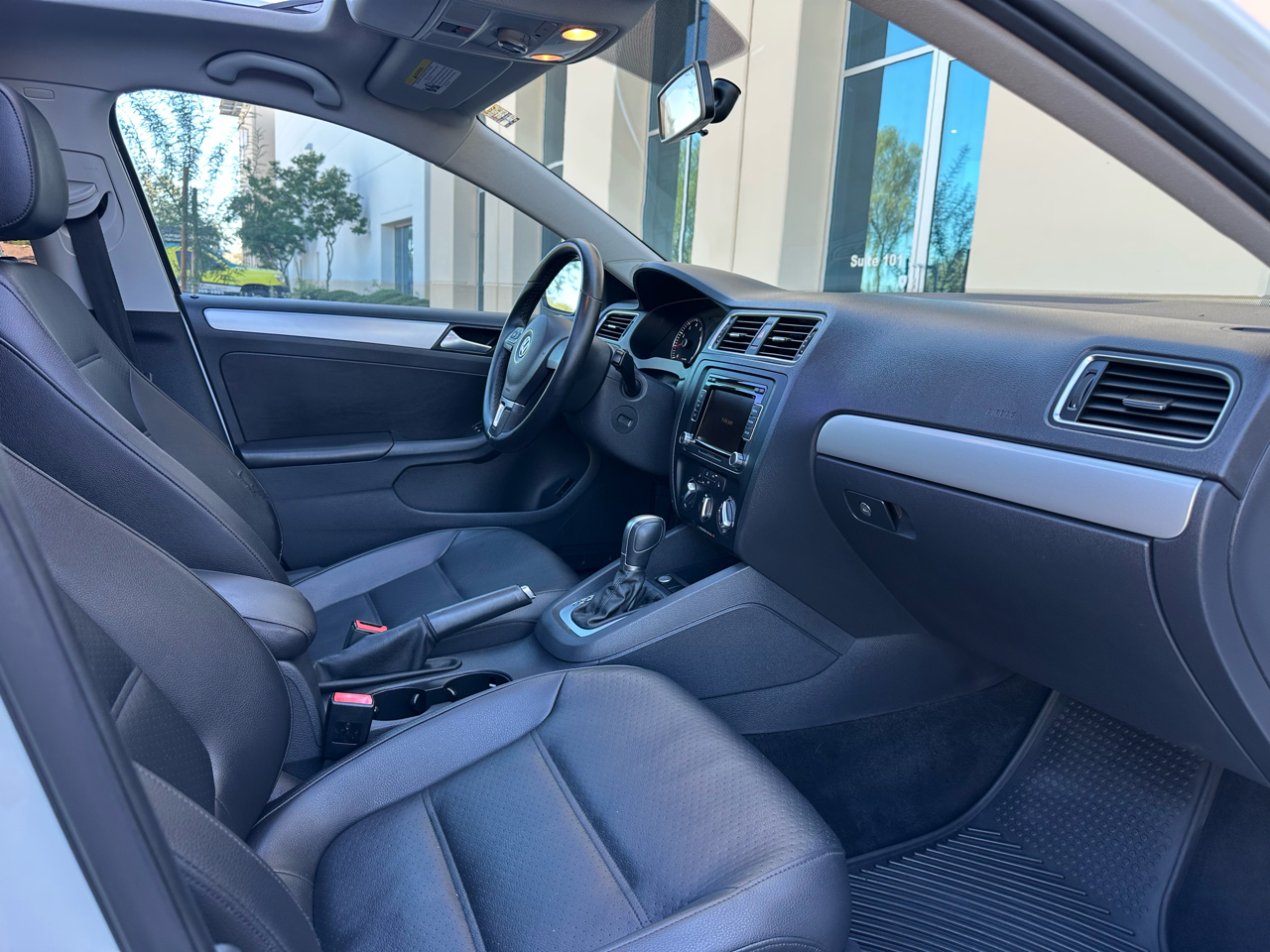 Volkswagen Jetta Sedan 4dr Auto SE PZEV 2014 Volkswagen Jetta Sedan 4dr Auto SE PZEV 2014