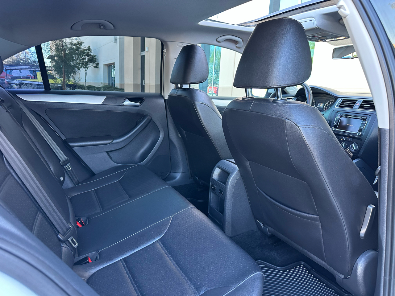 Volkswagen Jetta Sedan 4dr Auto SE PZEV 2014 Volkswagen Jetta Sedan 4dr Auto SE PZEV 2014