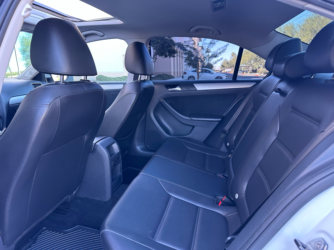 Volkswagen Jetta Sedan 4dr Auto SE PZEV 2014 Volkswagen Jetta Sedan 4dr Auto SE PZEV 2014