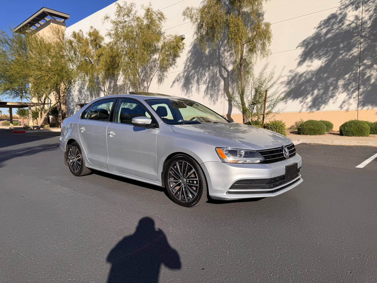 Volkswagen Jetta Sedan 4dr DSG 2.0L TDI SE w/Connectivity 2015