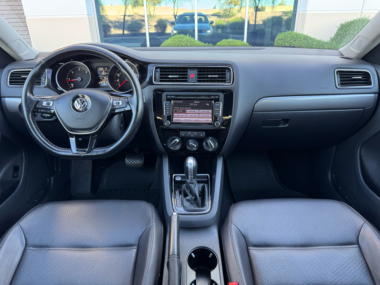 Volkswagen Jetta Sedan 4dr DSG 2.0L TDI SE w/Connectivity 2015