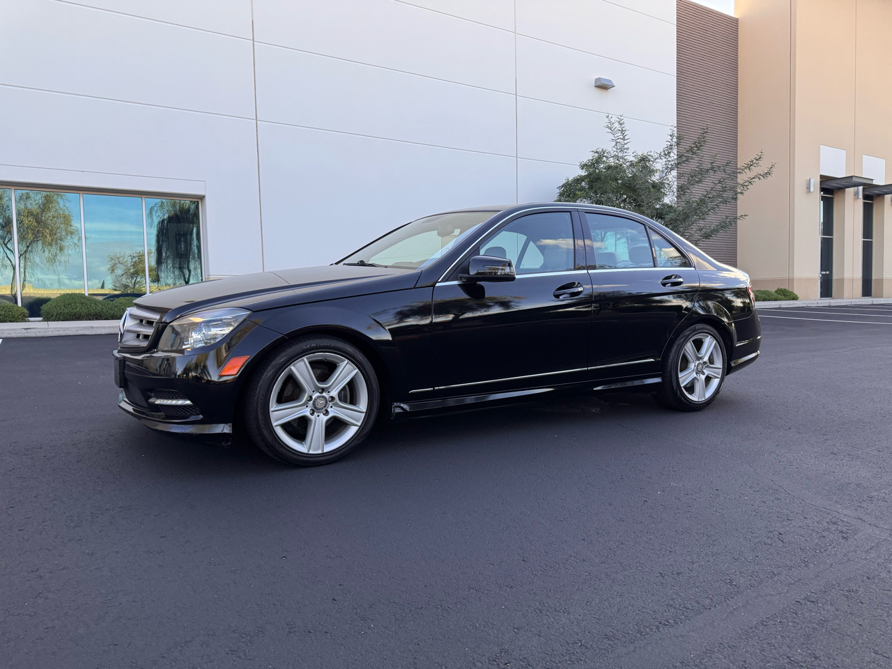 Mercedes-Benz C-Class 4dr Sdn C 300 Sport RWD 2011