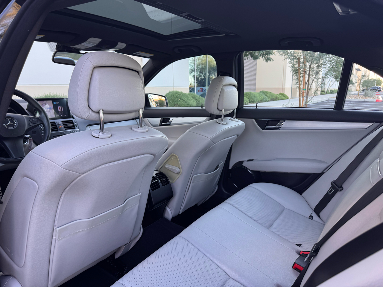 Mercedes-Benz C-Class 4dr Sdn C 300 Sport RWD 2011