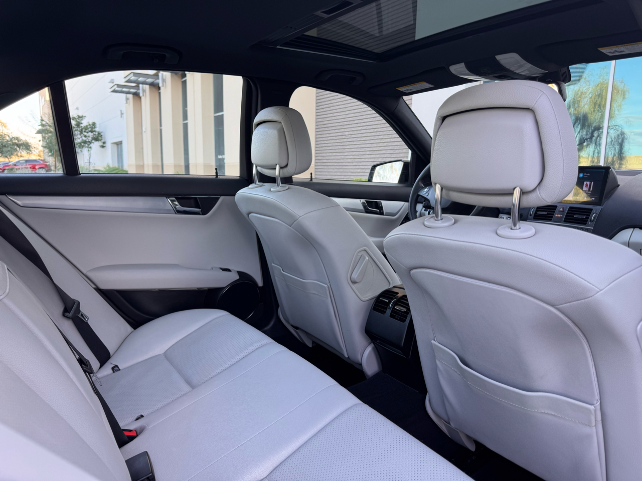 Mercedes-Benz C-Class 4dr Sdn C 300 Sport RWD 2011