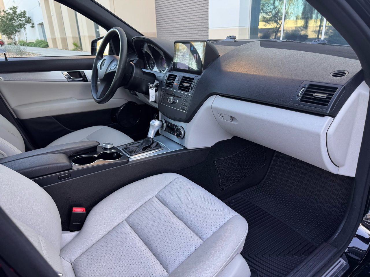 Mercedes-Benz C-Class 4dr Sdn C 300 Sport RWD 2011