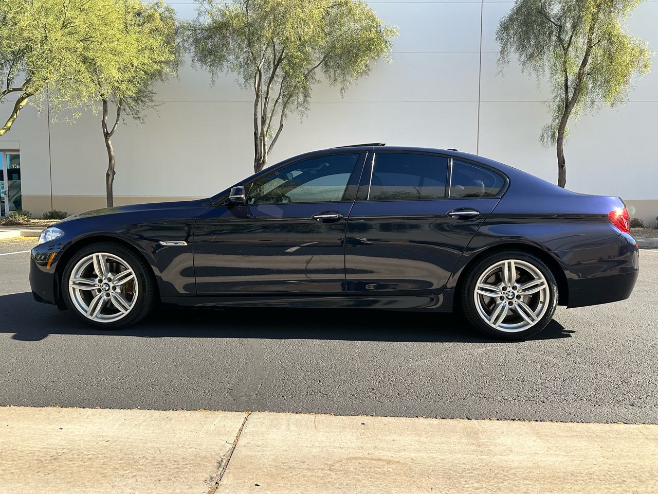 BMW 5 Series 4dr Sdn 535i RWD 2014