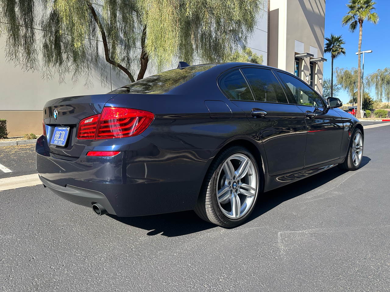 BMW 5 Series 4dr Sdn 535i RWD 2014