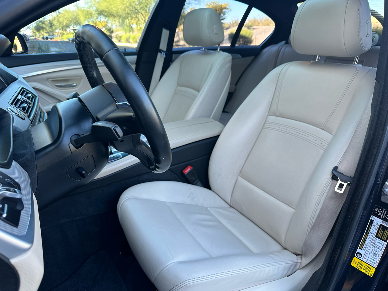 BMW 5 Series 4dr Sdn 535i RWD 2014