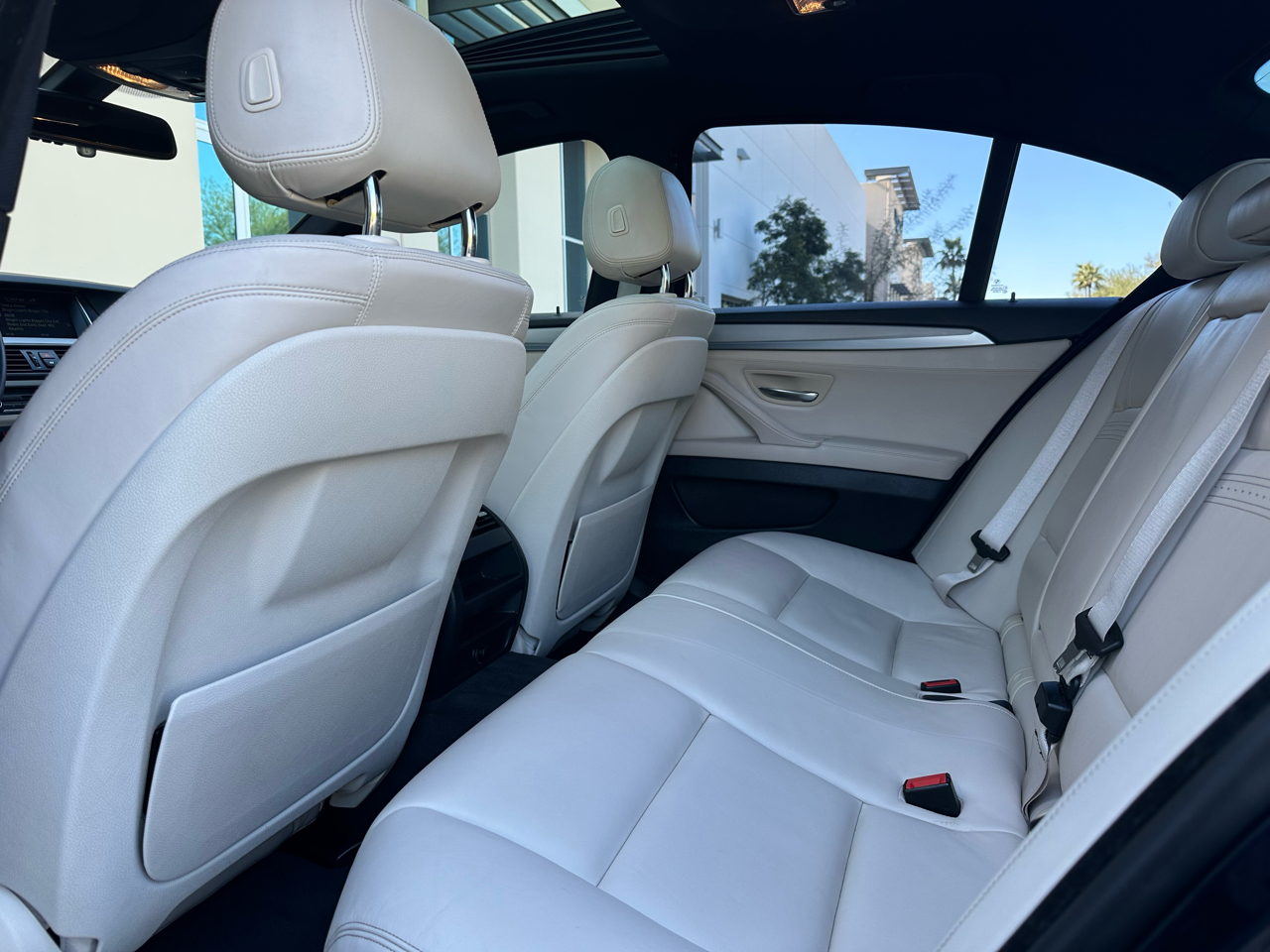 BMW 5 Series 4dr Sdn 535i RWD 2014