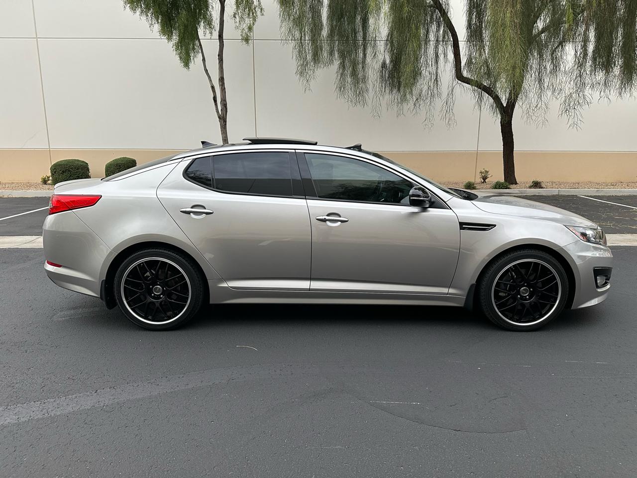 Kia Optima 4dr Sdn 2.0T Auto SX 2012