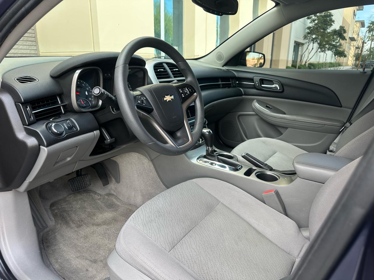 Chevrolet Malibu 4dr Sdn LS w/1LS 2014