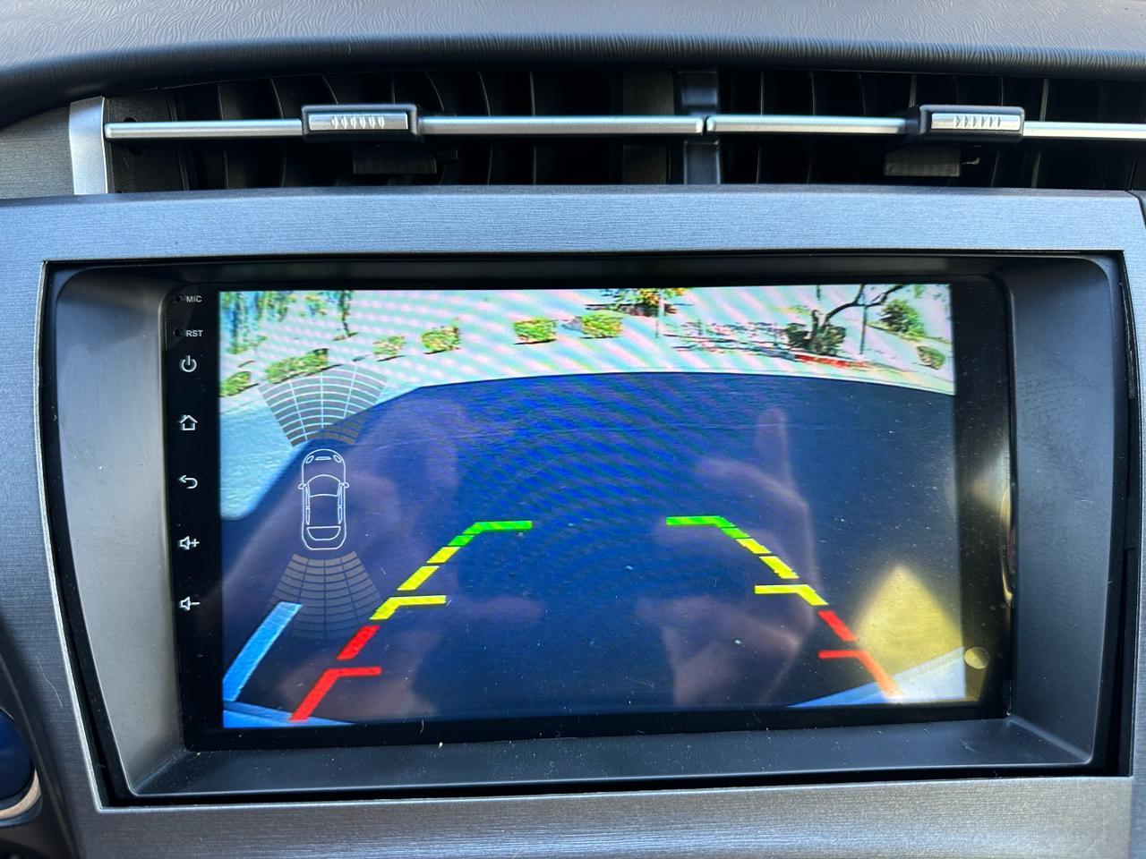 Toyota Prius Plug-In 5dr HB (Natl) 2013