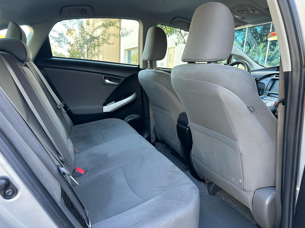 Toyota Prius Plug-In 5dr HB (Natl) 2013