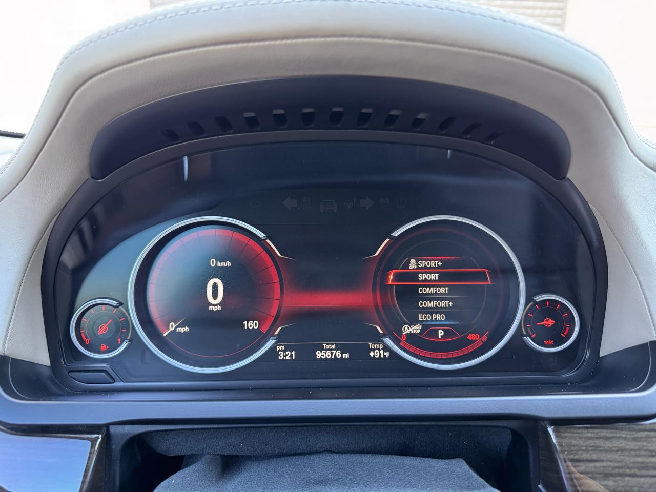 BMW 7 Series 4dr Sdn 750i xDrive AWD 2014