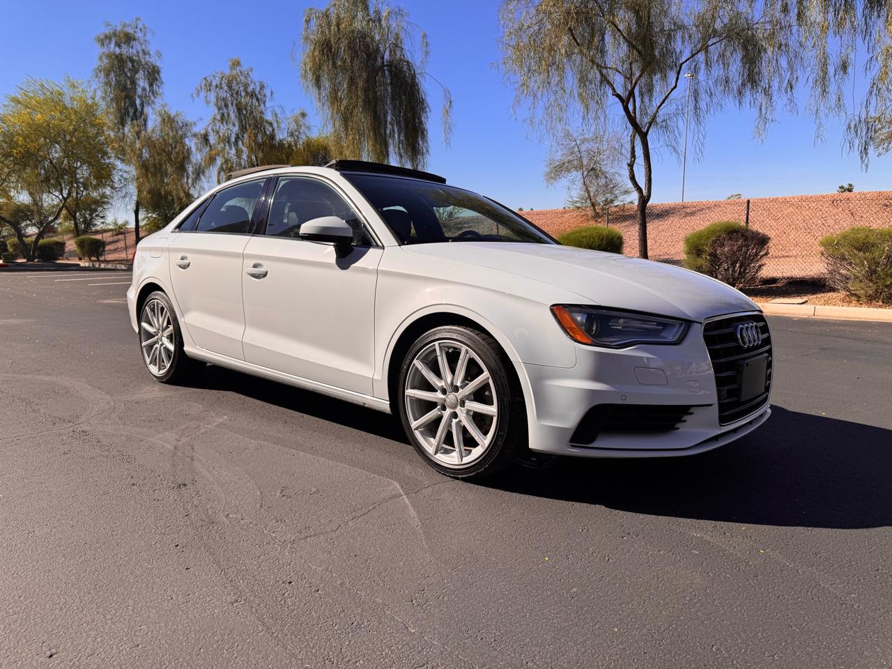 Audi A3 4dr Sdn FWD 1.8T Premium 2016