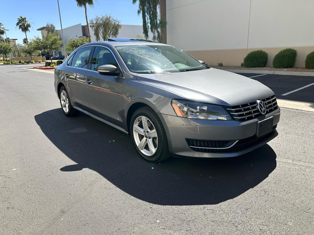 Volkswagen Passat 2.0L TDI SE AT 2013