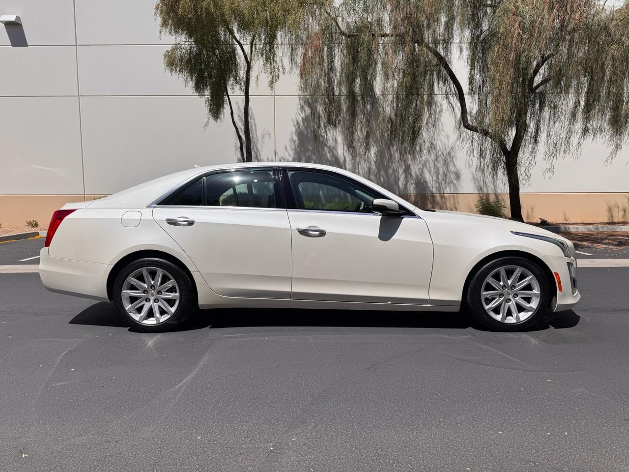 Cadillac CTS Sedan 4dr Sdn 2.0L Turbo Luxury RWD 2014