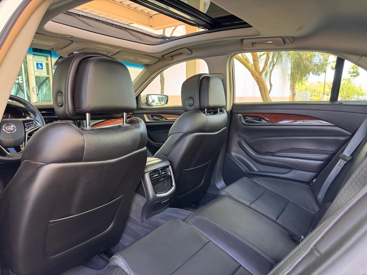 Cadillac CTS Sedan 4dr Sdn 2.0L Turbo Luxury RWD 2014