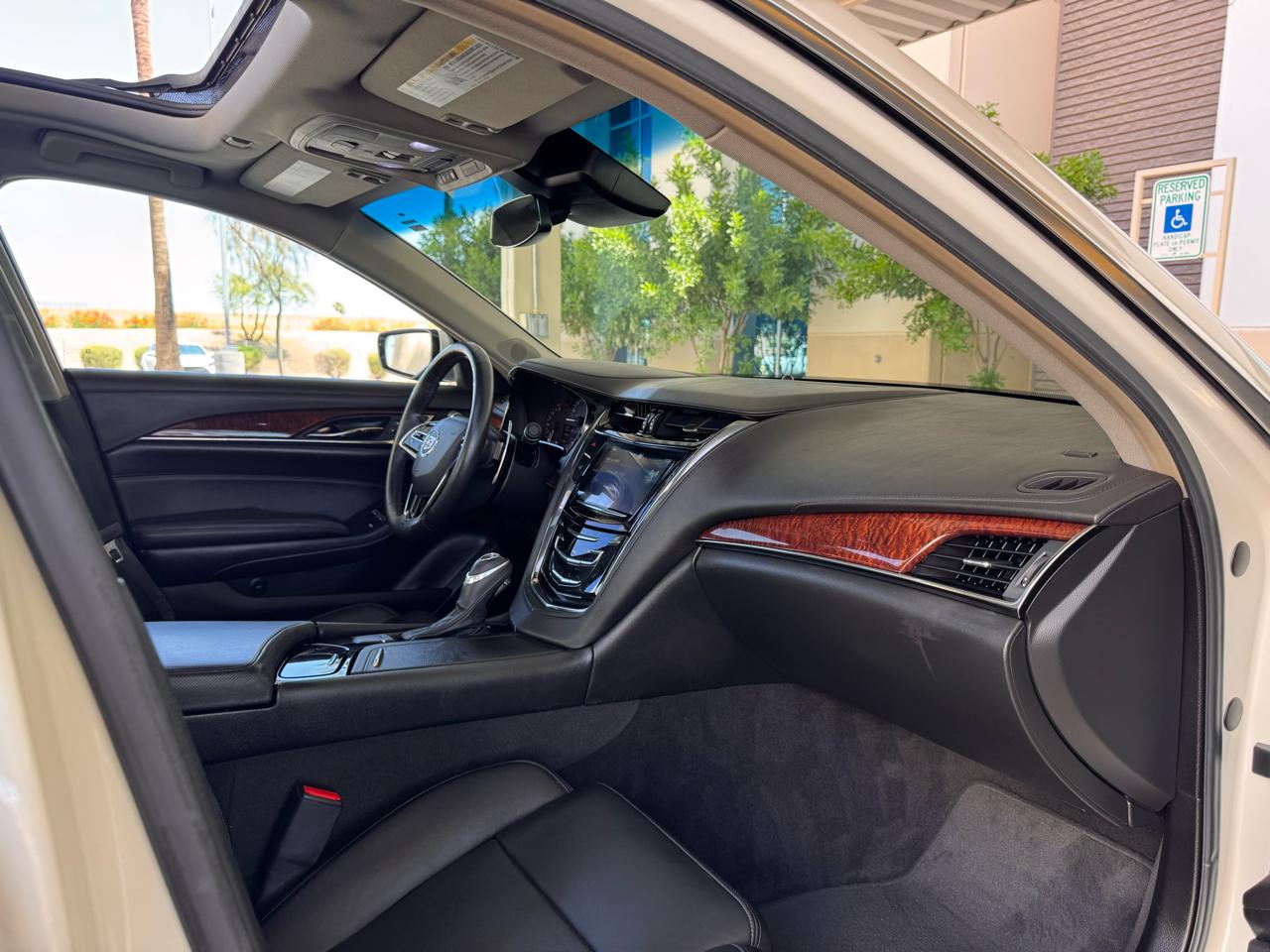 Cadillac CTS Sedan 4dr Sdn 2.0L Turbo Luxury RWD 2014