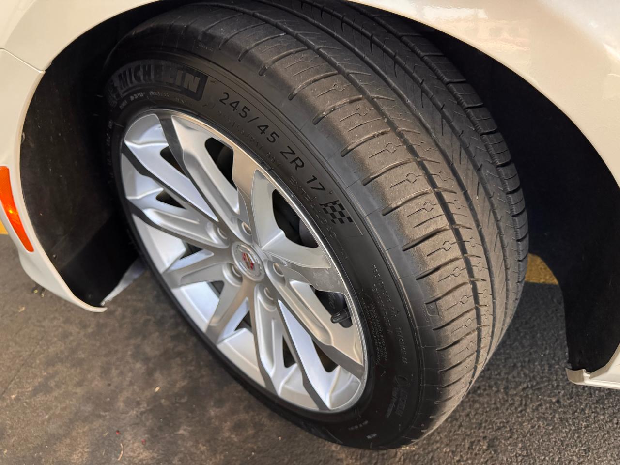 Cadillac CTS Sedan 4dr Sdn 2.0L Turbo Luxury RWD 2014