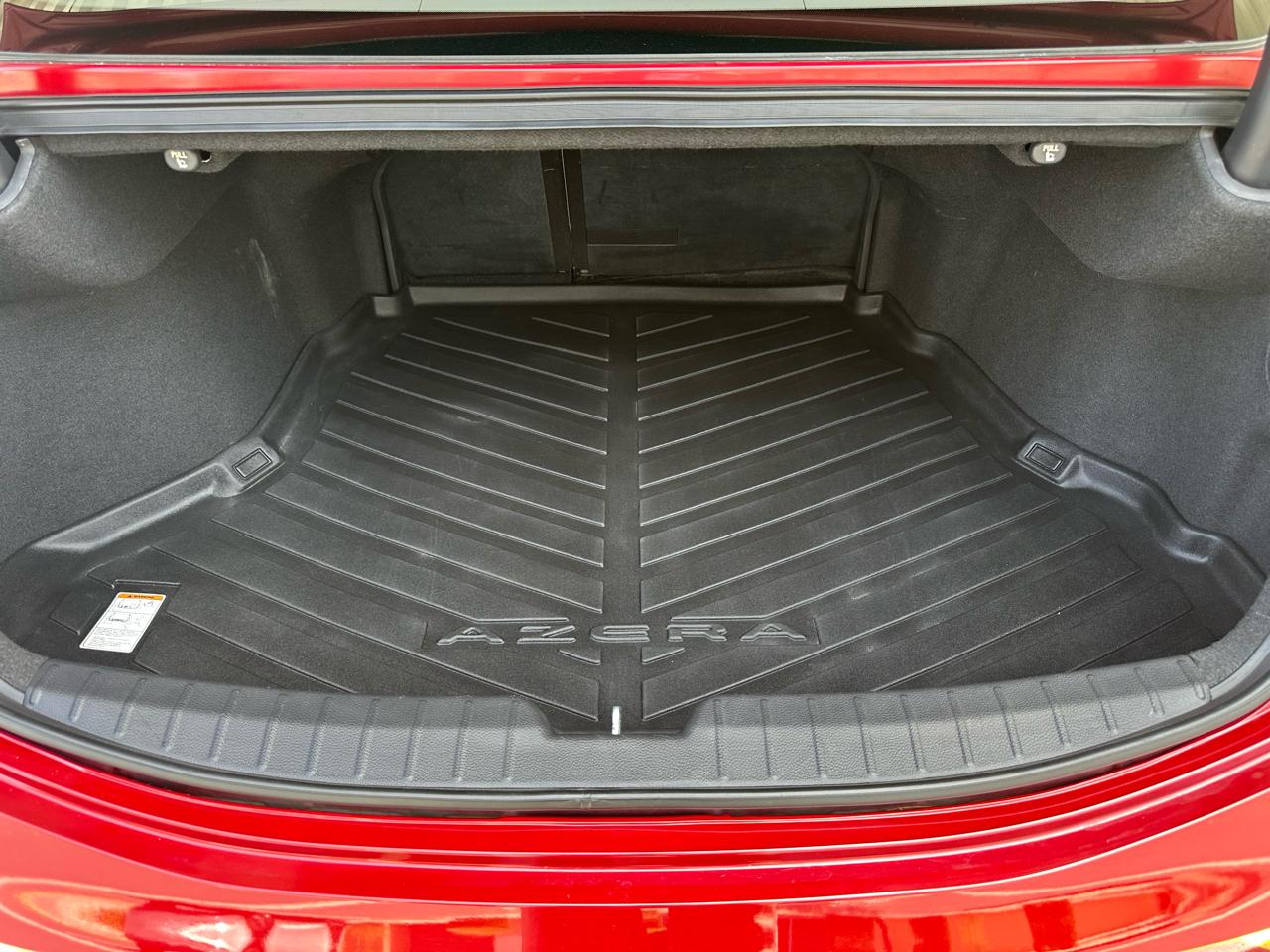 Hyundai Azera 4dr Sdn 2012