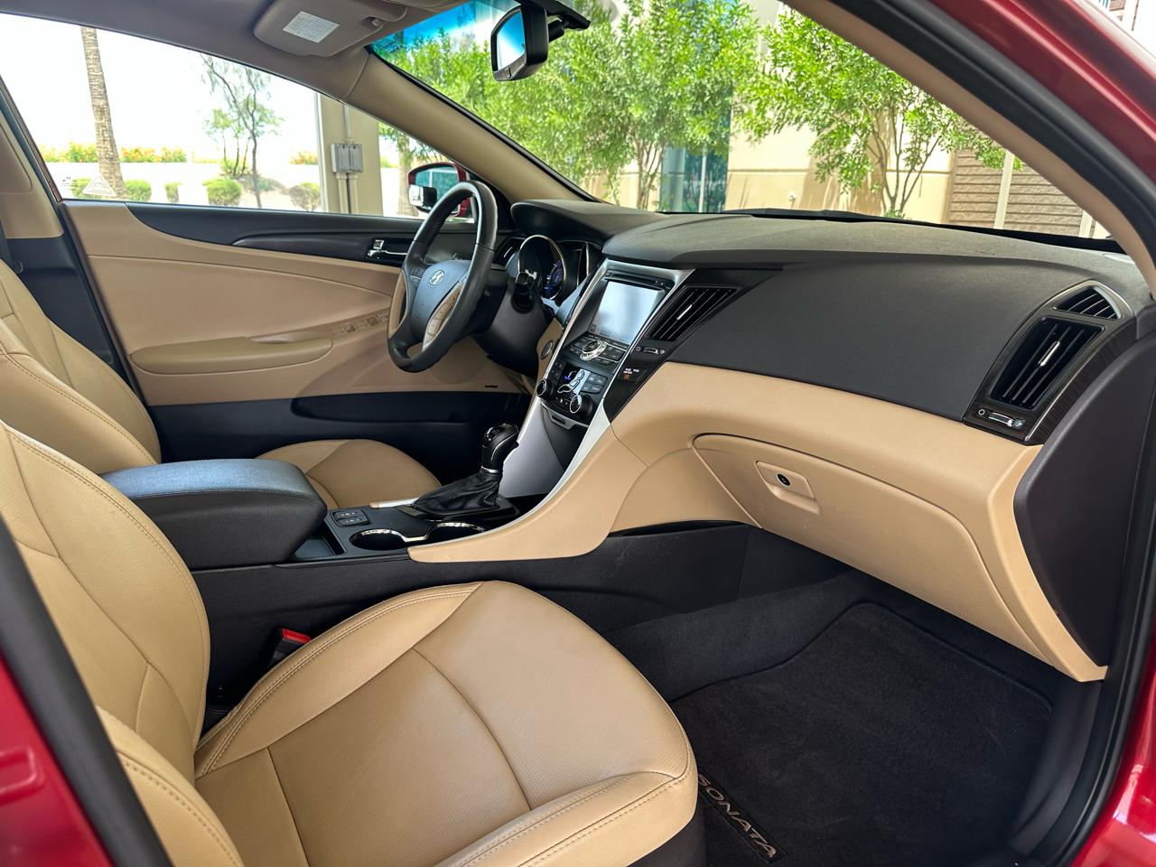 Hyundai Sonata 4dr Sdn 2.4L Auto Limited PZEV 2013