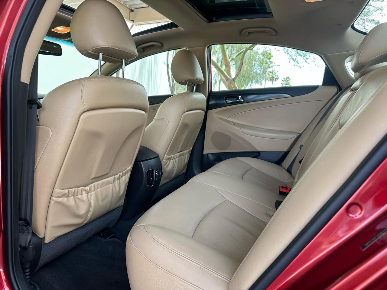 Hyundai Sonata 4dr Sdn 2.4L Auto Limited PZEV 2013