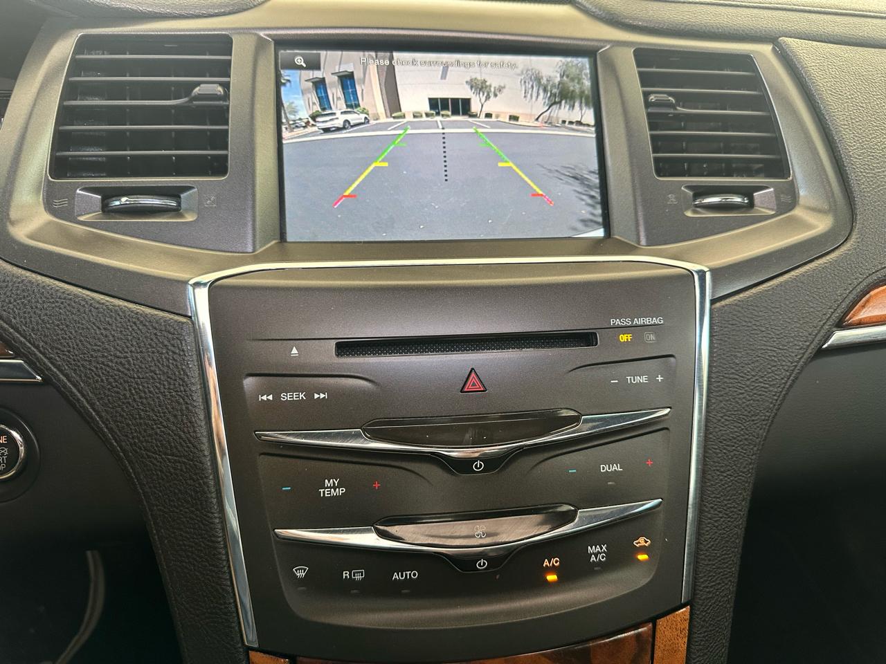 Lincoln MKS 4dr Sdn 3.7L FWD 2015