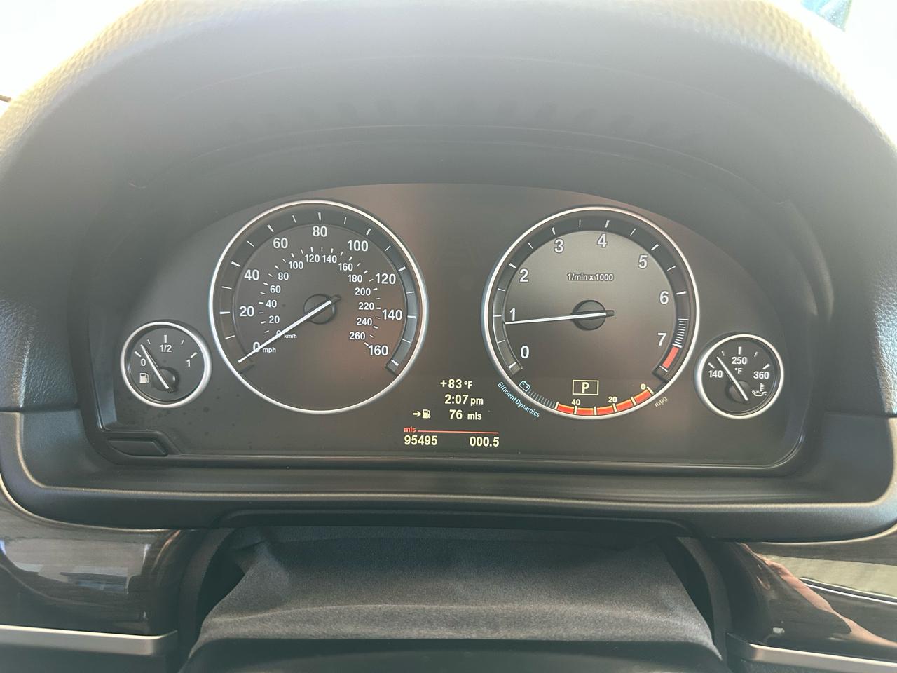 BMW 5 Series 4dr Sdn 528i RWD 2012
