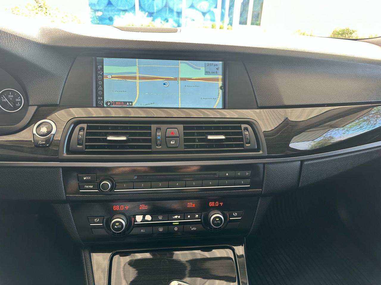 BMW 5 Series 4dr Sdn 528i RWD 2012