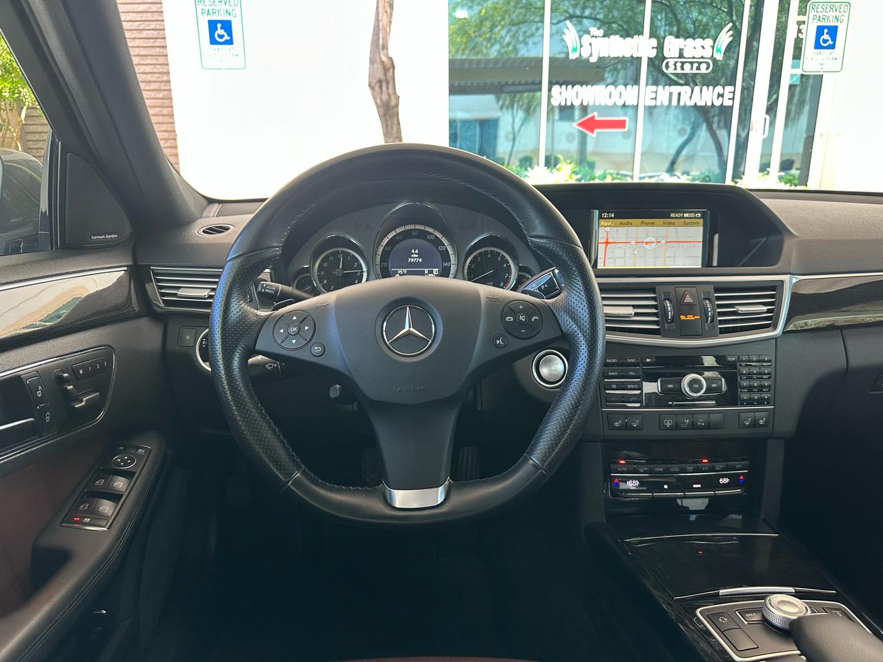 Mercedes-Benz E-Class 4dr Sdn E 550 Sport RWD 2011