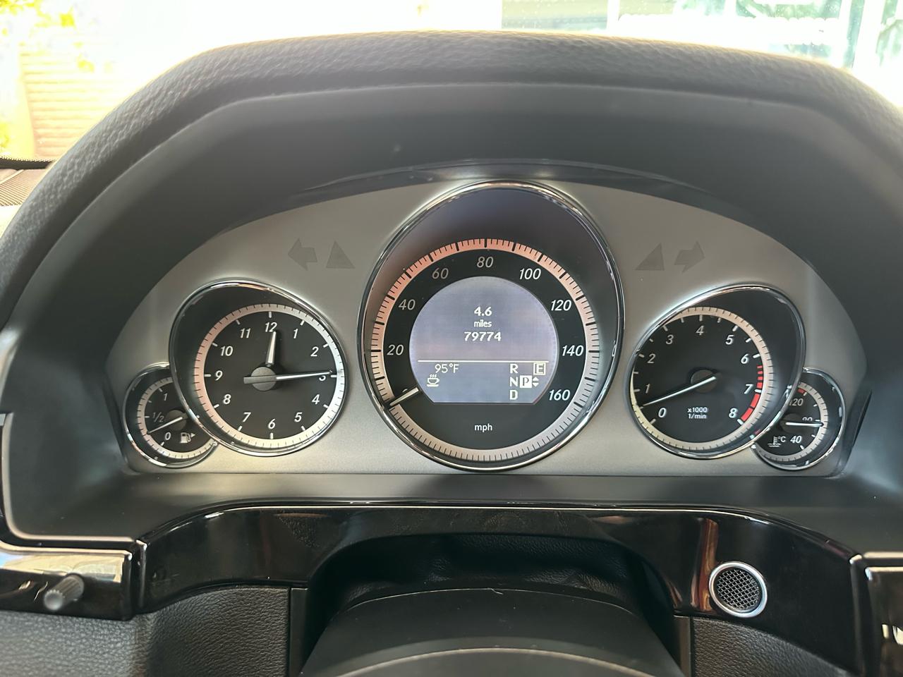 Mercedes-Benz E-Class 4dr Sdn E 550 Sport RWD 2011