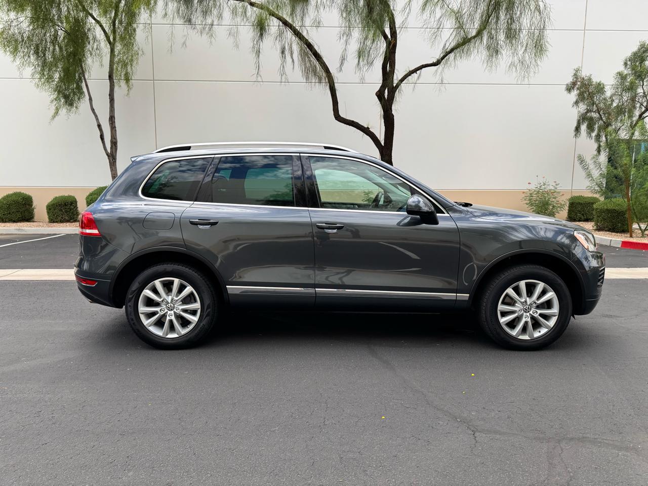 Volkswagen Touareg VR6 Lux 2013
