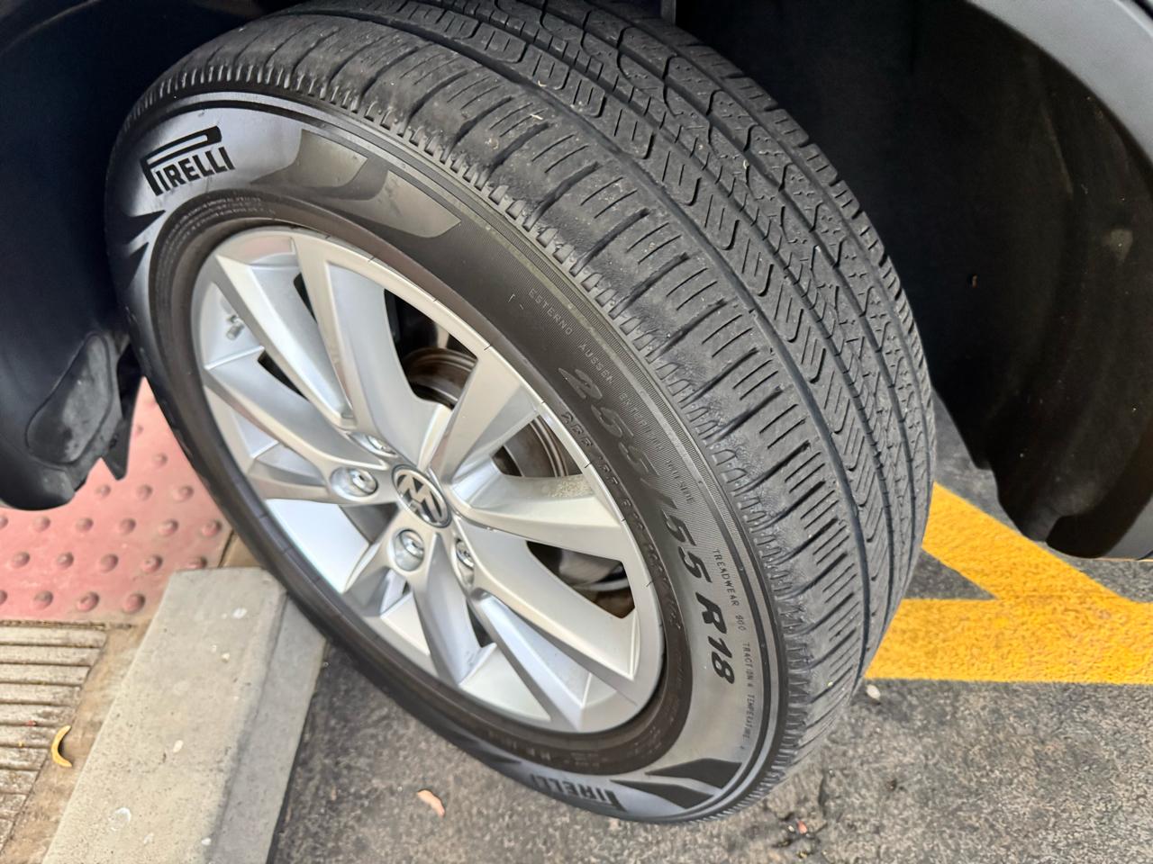 Volkswagen Touareg VR6 Lux 2013