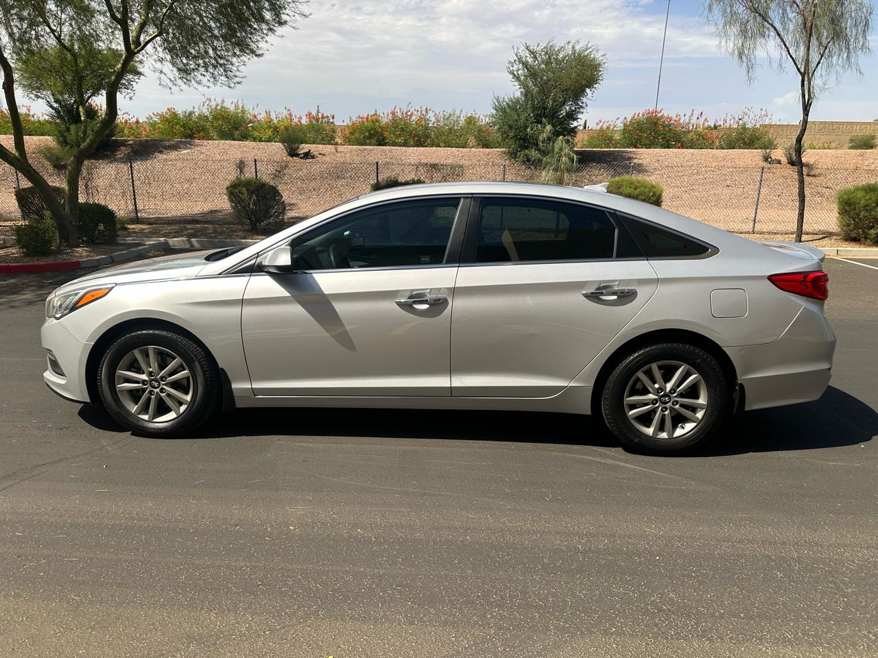 Hyundai Sonata SE 2015