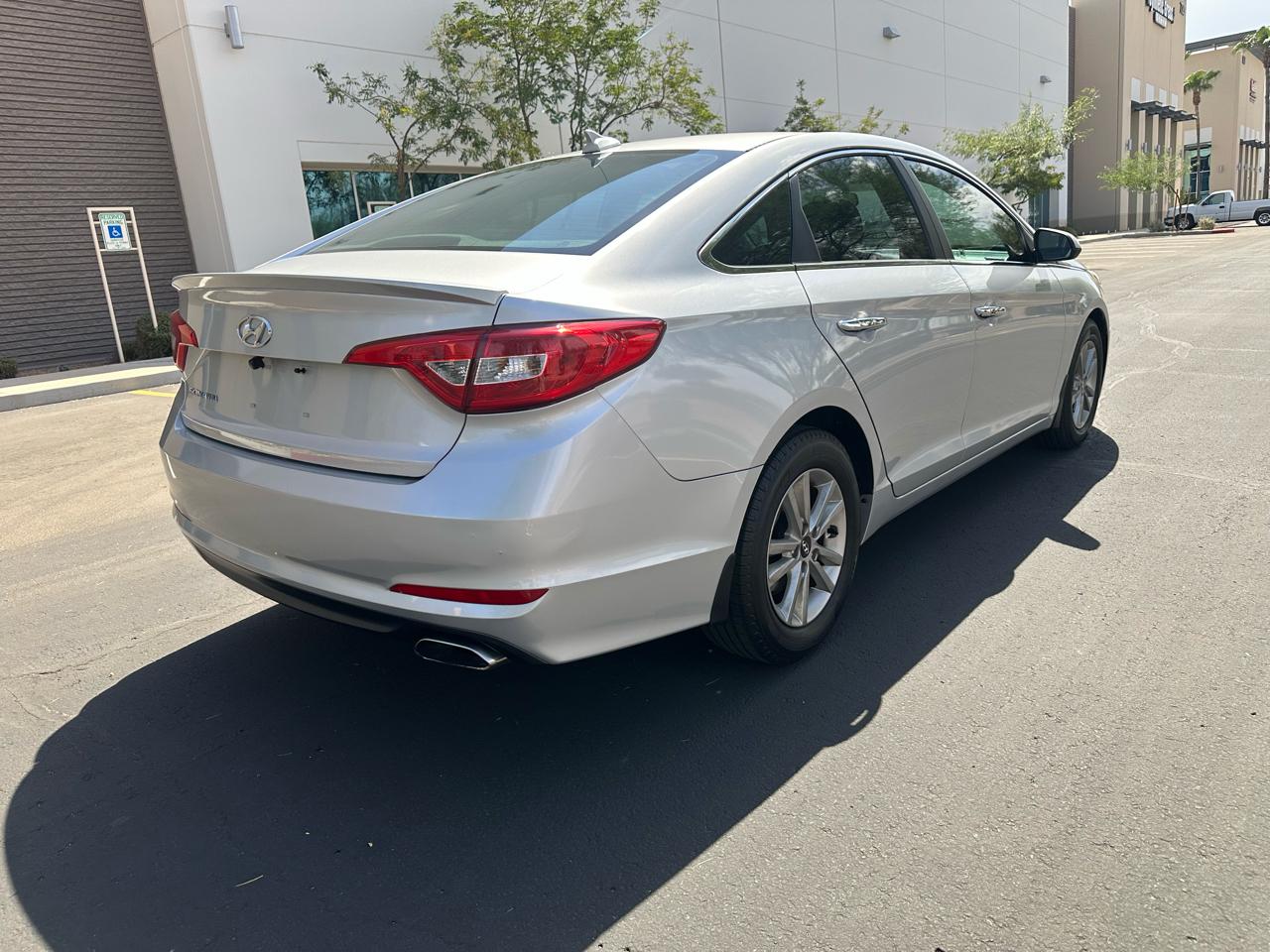 Hyundai Sonata SE 2015