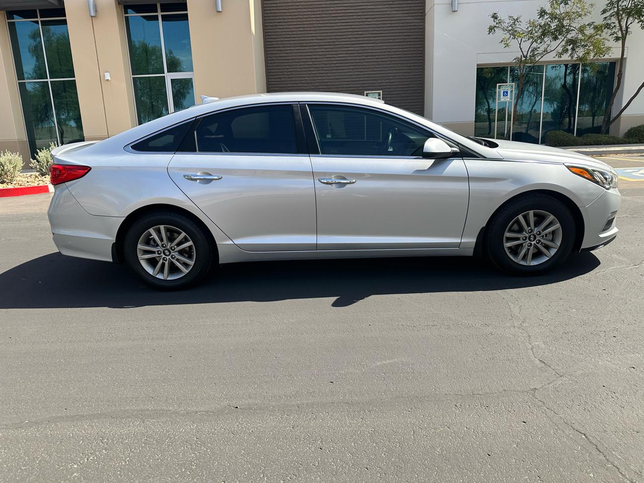 Hyundai Sonata SE 2015