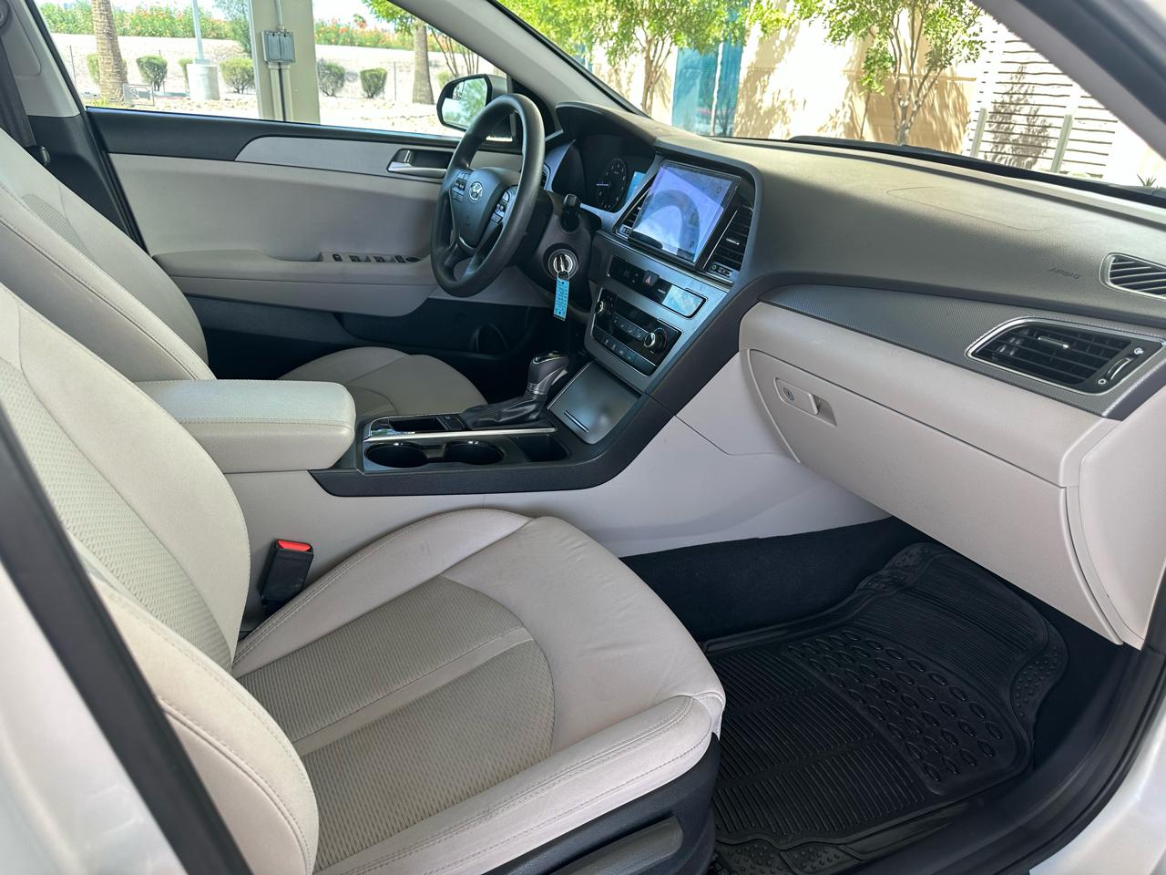 Hyundai Sonata SE 2015