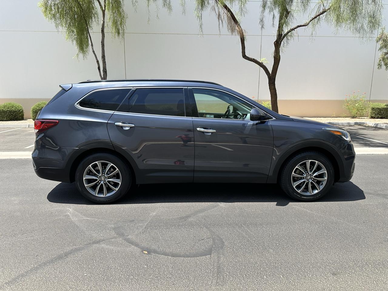 Hyundai Santa Fe SE FWD 2017