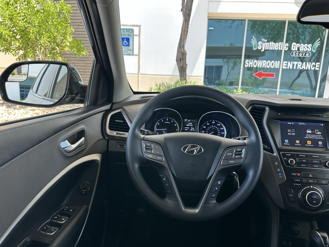 Hyundai Santa Fe SE FWD 2017